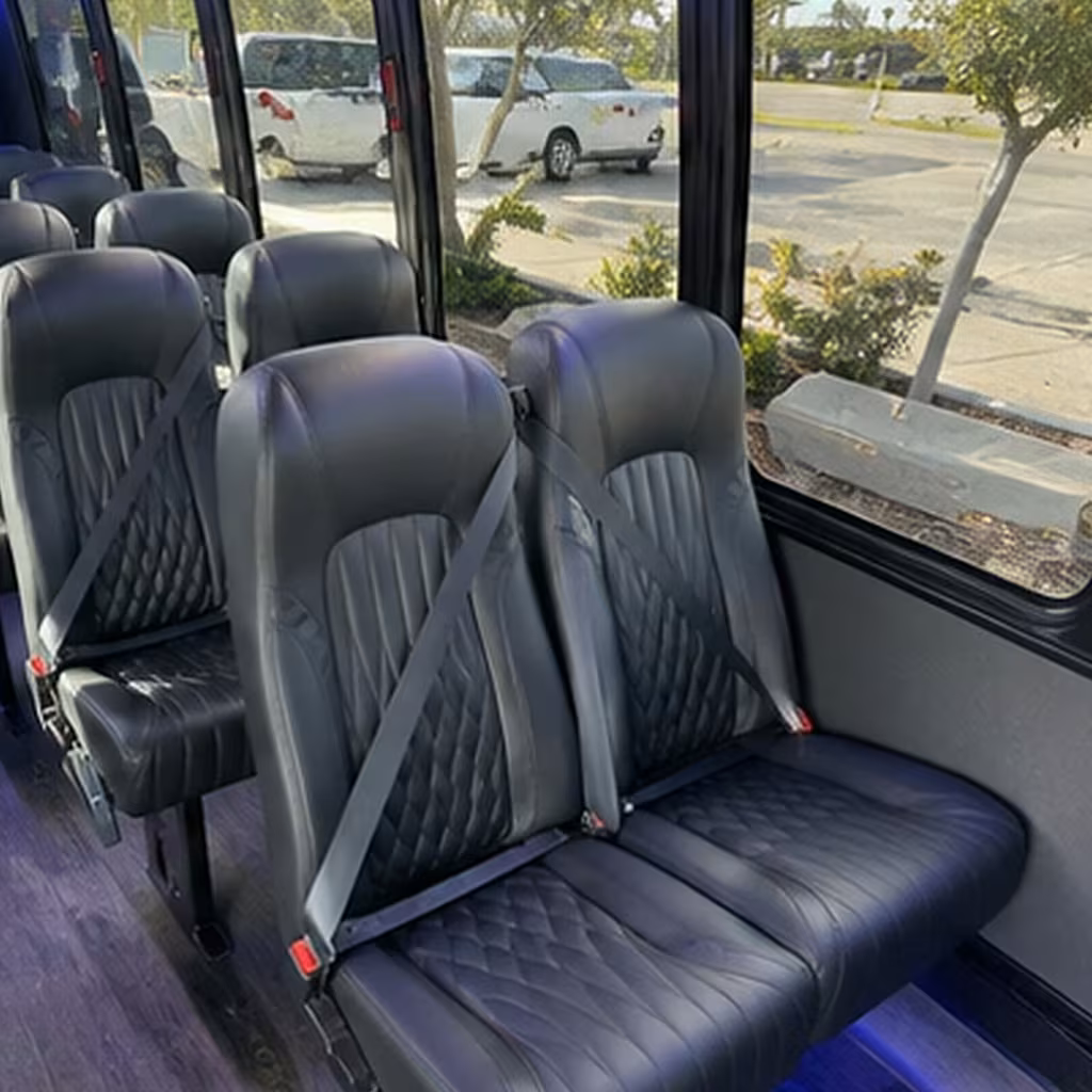 minibus rentals from woodland to ace of spades and crest theatre