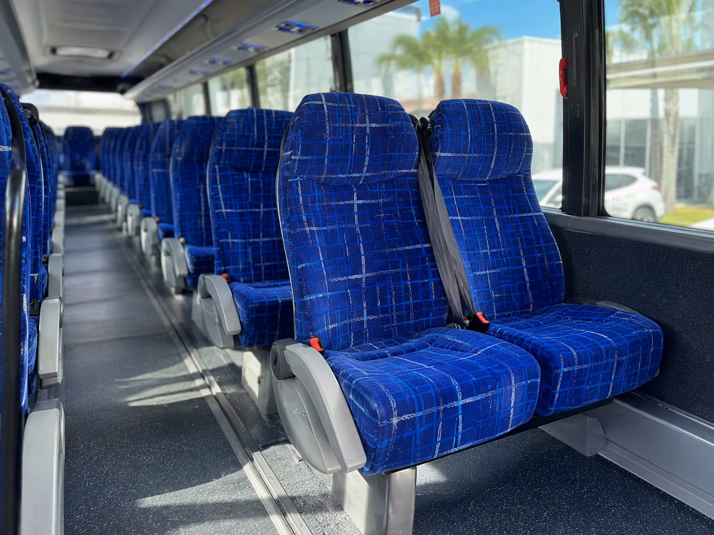 uc davis aggies shuttle buses from woodland