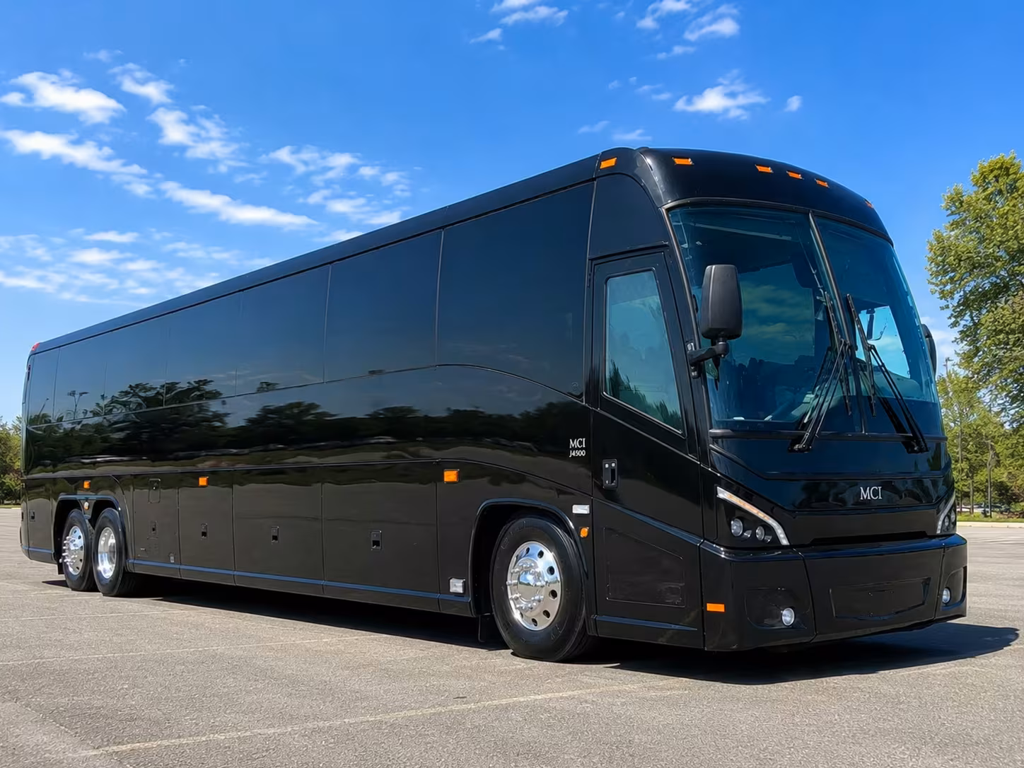 woodland charter bus rental exterior