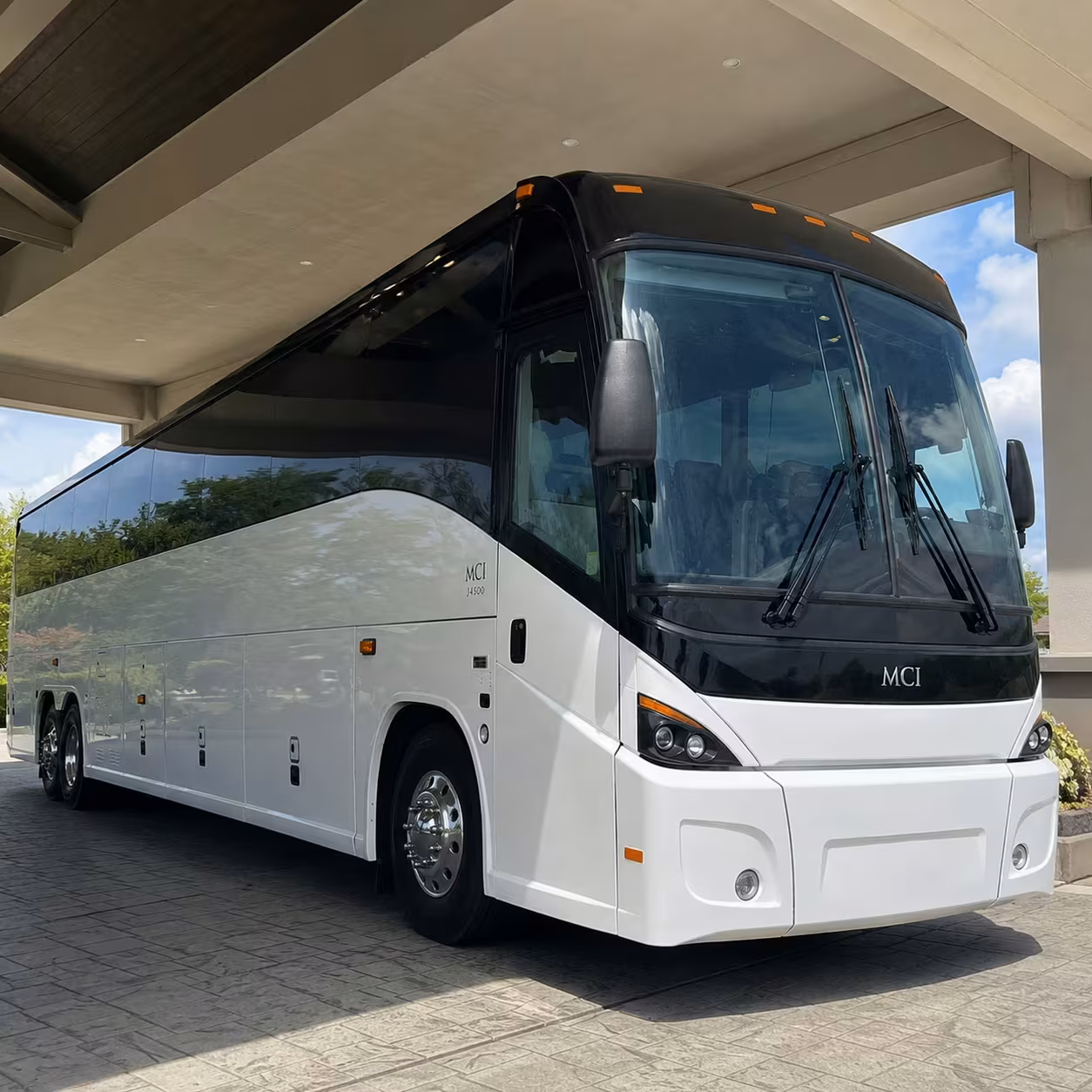 woodland charter bus rental fleet