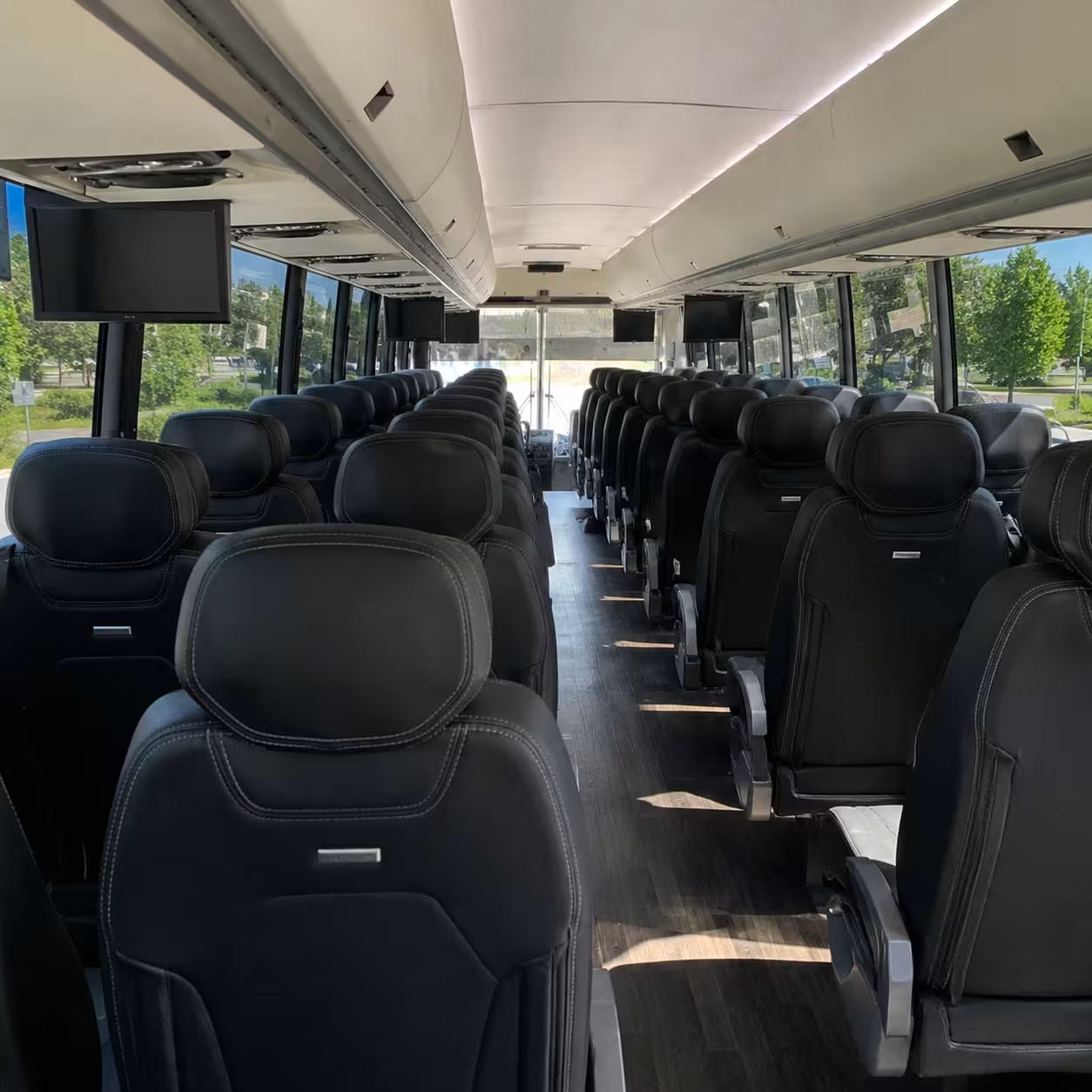 woodland charter bus rentals for military personnel transfers